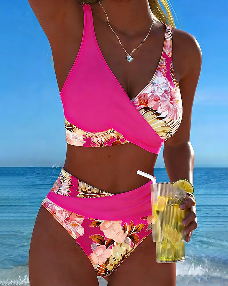 Jolina - Bikiny s květinovým vzorem a rozparkem