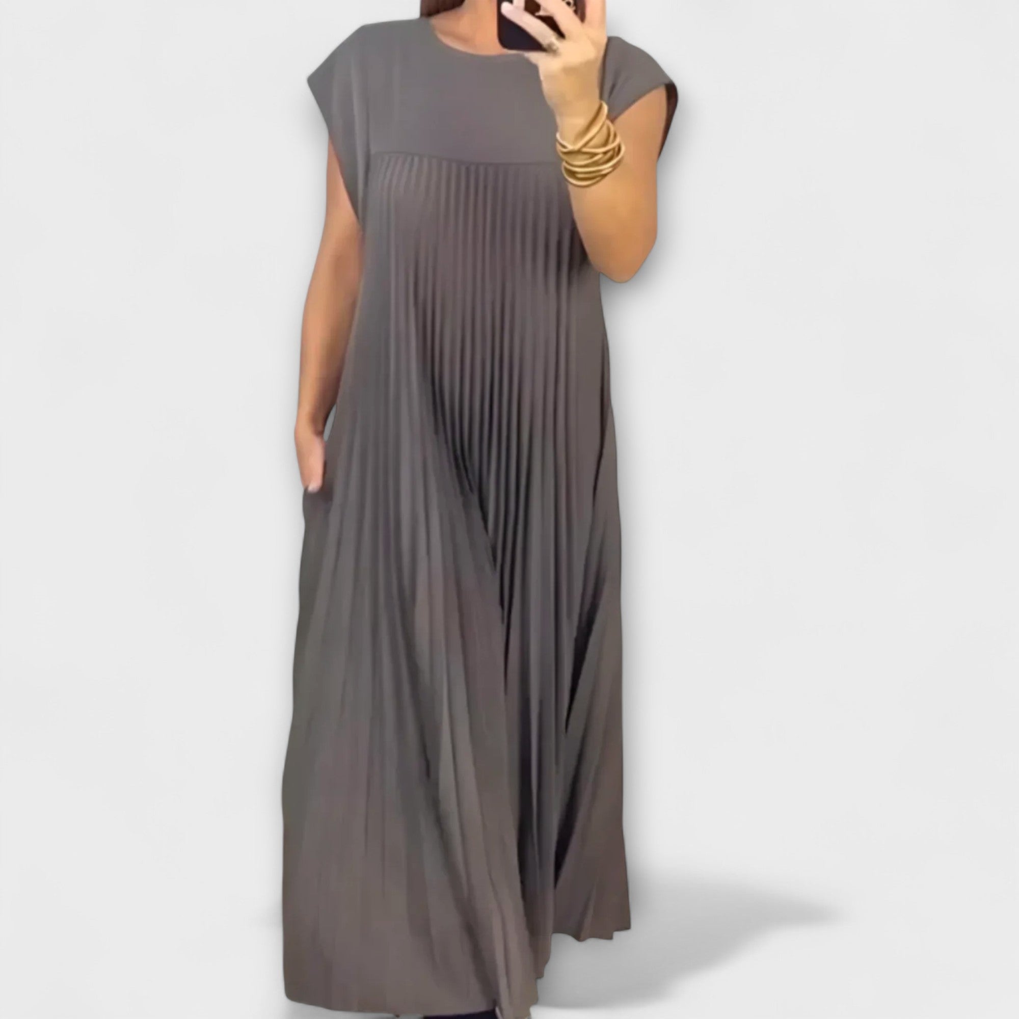 Zairelle – Elegantní Plisovaná Šaty