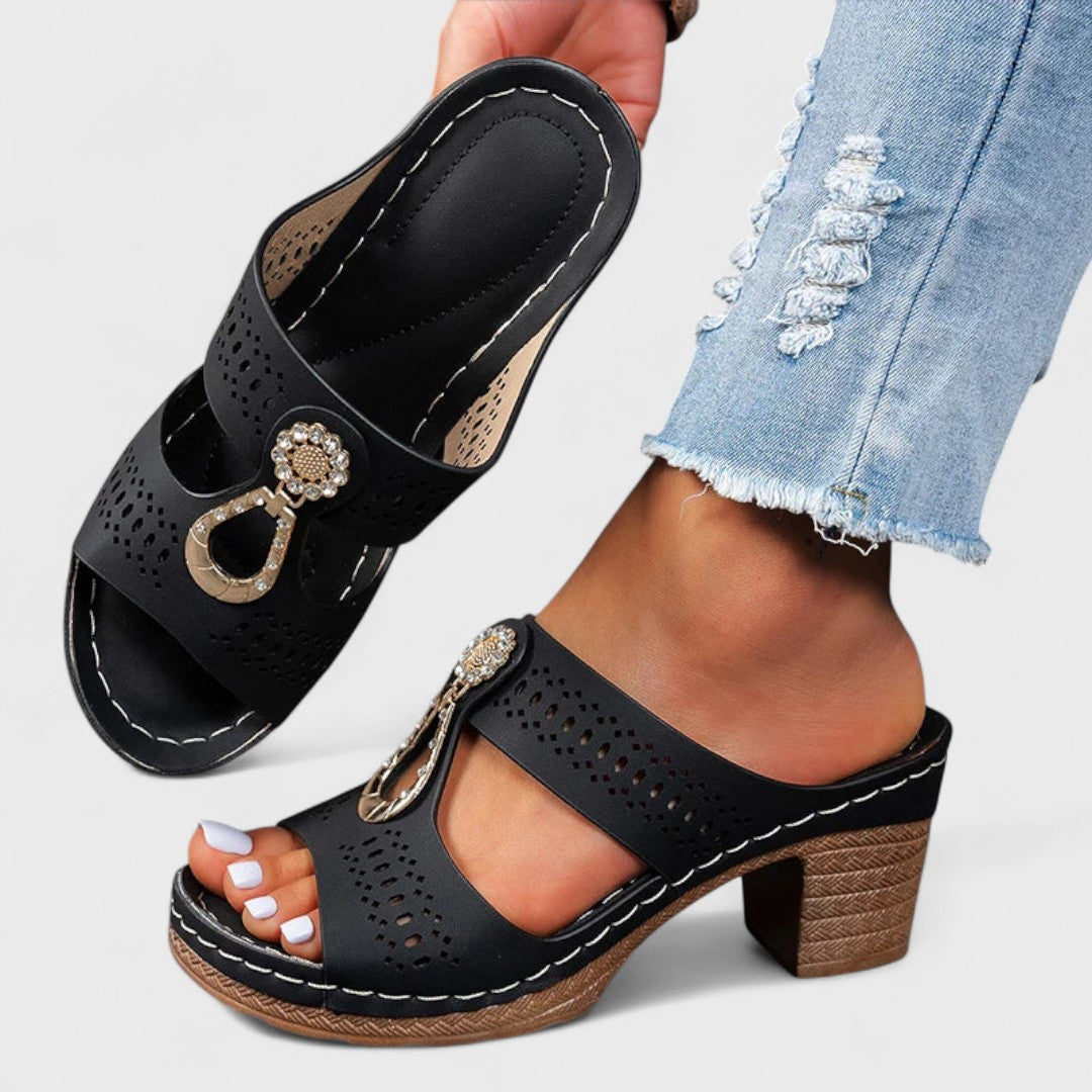 Vlasta – Elegantní a pohodlné ortopedické sandály