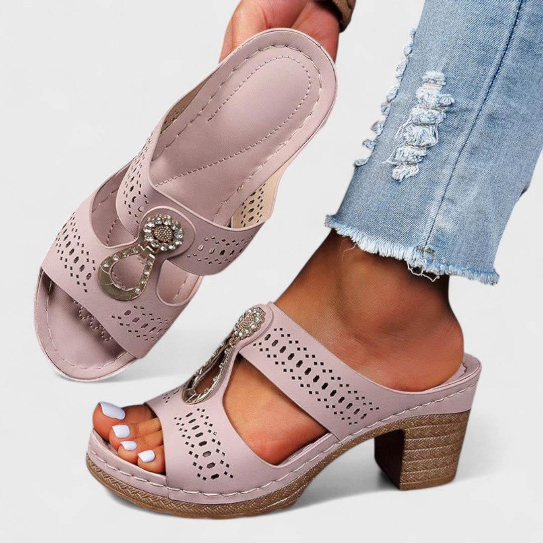 Vlasta – Elegantní a pohodlné ortopedické sandály