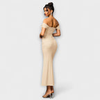 Ione - Bodycon šaty s odhalenými rameny a řasením